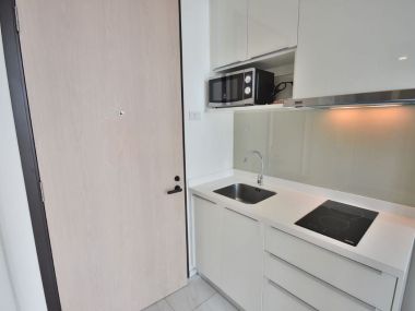 ** ปล่อยเช่า ** Chewathai Residence Asoke ในราคาเพียง 20,000บาท/เดือน ห้อง Duplex 1 ห้องนอน 1 ห้องน้ำ  33ตรม.  เฟอร์นิเจอร์ครบพร้อมเข้าอยู่