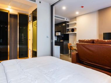 ปล่อยเช่า! ASHTON ASOKE ในราคาเพียง 25,000บาท/เดือน 1 ห้องนอน 1 ห้องน้ำ 35ตรม. ติดรถไฟฟ้า MRT สุขุมวิท และใกล้ BTS อโศก เฟอร์นิเจอร์ครบพร้อมเข้าอยู่
