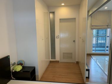 ขายด่วน! Tree Condo Ekamai ในราคาเพียง3,800,000 1 ห้องนอน 1 ห้องน้ำ 39.23ตรม. ห้องใหญ่อยู่สบาย ใกล้ BTS เอกมัย เฟอร์นิเจอร์ครบพร้อมเข้าอยู่