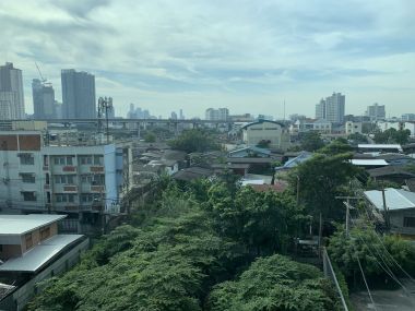 ขาย Life Sukhumvit 48 ราคาดี เพียง 4,250,000บาท รวมค่าใช้จ่ายทุกอย่าง 1 ห้องนอน 1 ห้องน้ำ 39ตรม ใกล้ BTS พระโขนง เฟอร์นิเจอร์ครบพร้อมเข้าอยู่