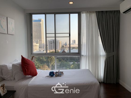 Newly renovated 4 Bedroom Apartment in Sathorn, only 5 min walk to BTS Surasak