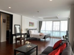 Newly renovated 4 Bedroom Apartment in Sathorn, only 5 min walk to BTS Surasak