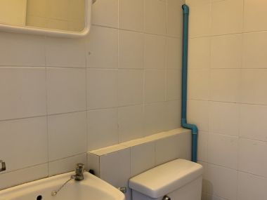 Newly renovated 4 Bedroom Apartment in Sathorn, only 5 min walk to BTS Surasak