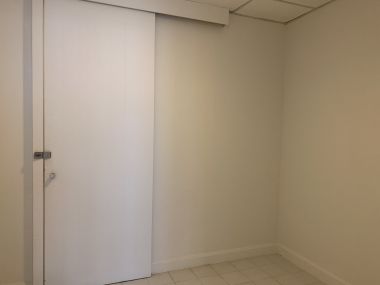 Newly renovated 4 Bedroom Apartment in Sathorn, only 5 min walk to BTS Surasak