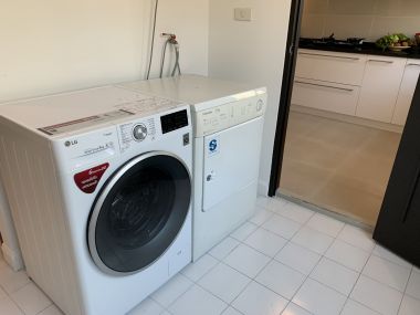 Newly renovated 4 Bedroom Apartment in Sathorn, only 5 min walk to BTS Surasak