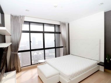 For rent at Urbano Absolute Sathon – Taksin 3 Bedroom 3 Bathroom 55,000THB/month 36th Floor Fully furnished