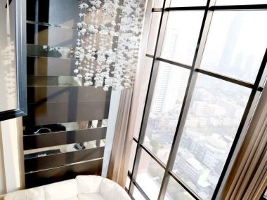 For rent at Urbano Absolute Sathon – Taksin 3 Bedroom 3 Bathroom 55,000THB/month 36th Floor Fully furnished