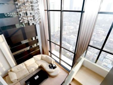 For rent at Urbano Absolute Sathon – Taksin 3 Bedroom 3 Bathroom 55,000THB/month 36th Floor Fully furnished