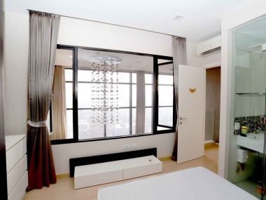 For rent at Urbano Absolute Sathon – Taksin 3 Bedroom 3 Bathroom 55,000THB/month 36th Floor Fully furnished