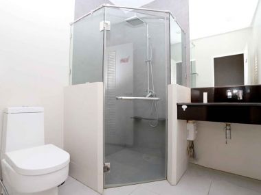 For rent at Urbano Absolute Sathon – Taksin 3 Bedroom 3 Bathroom 55,000THB/month 36th Floor Fully furnished