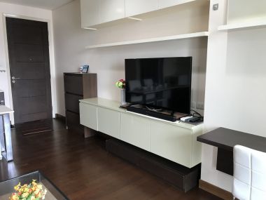 ปล่อยเช่า! Ivy Thonglor ในราคาเพียง 30,000บาท/เดือน 1 ห้องนอน 1 ห้องน้ำ 43ตรม. ห้องใหญ่อยู่สบาย ใกล้ BTS ทองหล่อ เฟอร์นิเจอร์ครบพร้อมเข้าอยู่ (P-00779)