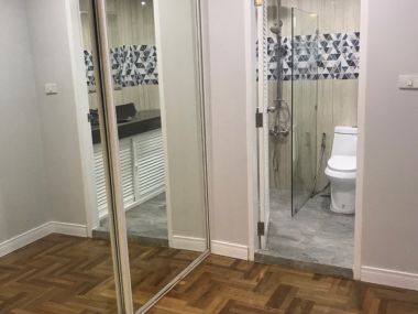 ปล่อยเช่า! 49 Suite 2ห้องนอน 80ตรม. ห้องใหญ่ อยู่สบาย เพียง 32,000บาท/เดือน เฟอร์นิเจอร์ครบพร้อมเข้าอยู่