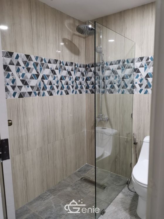 For Rent! at 49 Suite 2 Bedroom 2 Bathroom 30,000 THB/Month Fully furnished