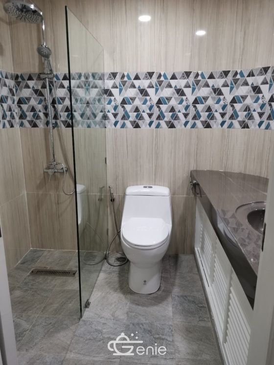 For Rent! at 49 Suite 2 Bedroom 2 Bathroom 30,000 THB/Month Fully furnished