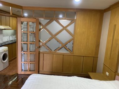 ปล่อยเช่า! 49 Suite 1ห้องนอน 40ตรม. เพียง 13,000บาท/เดือน เฟอร์นิเจอร์ครบพร้อมเข้าอยู่