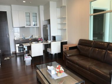 ปล่อยเช่า! Ivy Thonglor ในราคาเพียง 35,000บาท/เดือน 1 ห้องนอน 1 ห้องน้ำ 43ตรม. ห้องใหญ่อยู่สบาย ใกล้ BTS ทองหล่อ เฟอร์นิเจอร์ครบพร้อมเข้าอยู่ (P-00780)