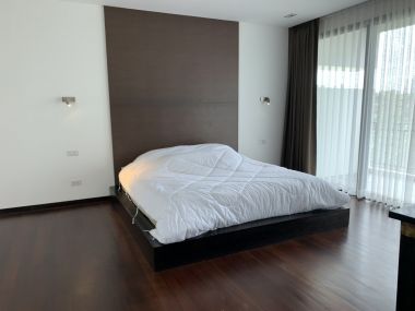 4Bed 4 Bath Modern House in Ratchadafor rent & sale