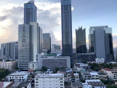 for rent/sale at Lumpini Place Rama9 - Ratchada 1 Bedroom 1 Bathroom Fully furnished