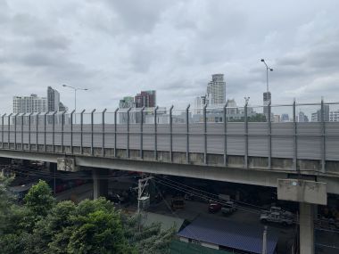 ราคาพิเศษ The Base Park West ให้เช่า ในราคาเพียง 9,000บาท/เดือน 1 ห้องนอน 25ตรม ใกล้ BTS พระโขนง เฟอร์นิเจอร์ครบพร้อมเข้าอยู่