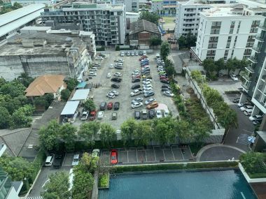 for rent at The Room 62 1Bedroom 1Bathroom 25,000/month Fully furnished