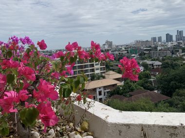 For rent at La Cascade 4 Bedroom 3 Bathroom 140,000THB/month Fully furnished