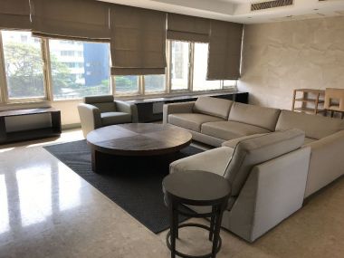 ปล่อยเช่า! Hampton Thonglor 10 ในราคาเพียง 120,000บาท/เดือน 4 ห้องนอน 4 ห้องน้ำ 1 ห้องแม่บ้าน 260ตรม. ห้องใหญ่อยู่สบาย ใกล้ BTS ทองหล่อ เฟอร์นิเจอร์ครบพร้อมเข้าอยู่ (P-00785)