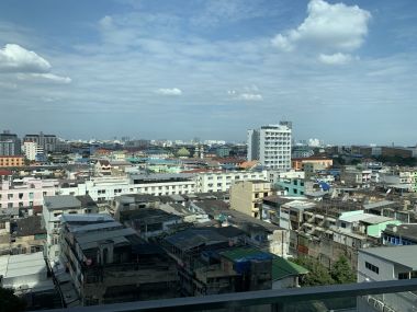 for rent at  The Bloom Sukhumvit 71 2 Bedroom 1 Bathroom 39,000THB/month Fully furnished