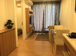 For rent condo Rhythm Sukhumvit 50 only 150 meters walk to onnut BTS