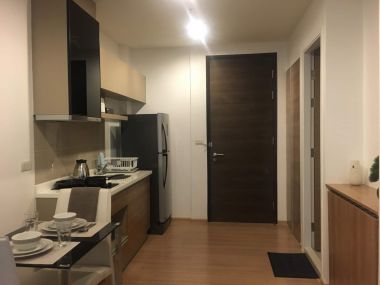 For rent condo Rhythm Sukhumvit 50 only 150 meters walk to onnut BTS