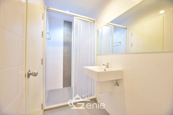 เจ้าของปล่อยเช่าขายด่วน โครงการ Aspire Sukhumvit 48 ชั้น 4 ราคาต่อรองได้คะ ห่างบีทีเอสพระโขนงเพียง 700เมตรร้านสะดวกภายใต้โครงการ