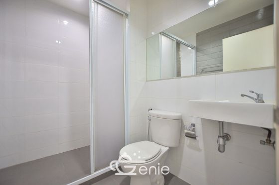 เจ้าของปล่อยเช่าขายด่วน โครงการ Aspire Sukhumvit 48 ชั้น 4 ราคาต่อรองได้คะ ห่างบีทีเอสพระโขนงเพียง 700เมตรร้านสะดวกภายใต้โครงการ