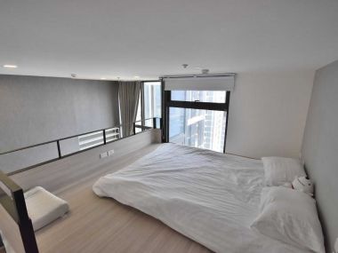 For rent Chewathai residence asoke 1bed Duplex 1bath on 19fl 34 SQM Priec 18,000