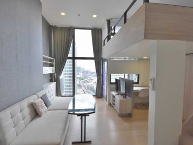 For rent Chewathai residence asoke 1bed Duplex 1bath on 19fl 34 SQM Priec 18,000