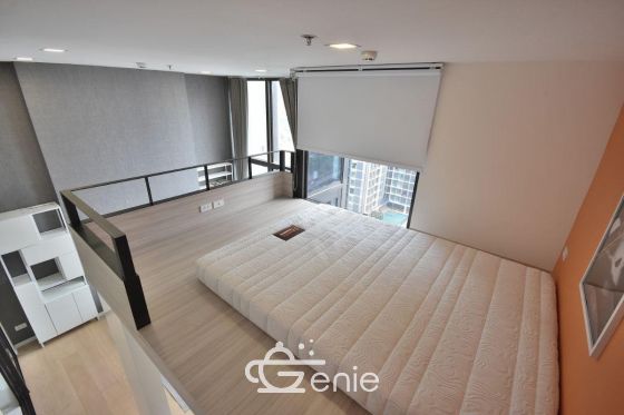 For rent Chewathai residence asoke 1bed Duplex 1bath on 18 fl 34 SQM Priec 18,000 