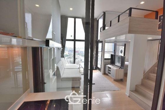 For rent Chewathai residence asoke 1bed Duplex 1bath on 18 fl 34 SQM Priec 18,000 