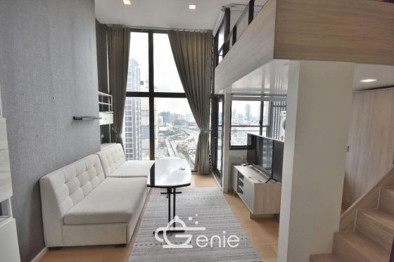 For rent Chewathai residence asoke 1bed Duplex 1bath on 18 fl 34 SQM Priec 18,000 