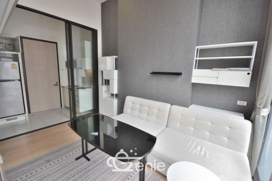 For rent Chewathai residence asoke 1bed Duplex 1bath on 18 fl 34 SQM Priec 18,000 