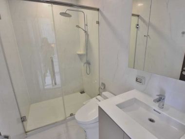For rent Chewathai residence asoke 1bed Duplex 1bath on 18 fl 34 SQM Priec 18,000