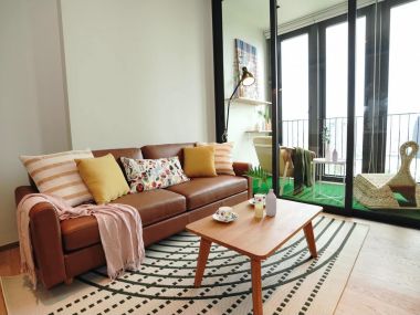 Beatniq High rise condominium Super Luxury Class - (Full furnised) with double balcony