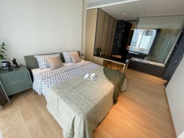 Beatniq High rise condominium Super Luxury Class - (Full furnised) with double balcony