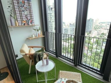 Beatniq High rise condominium Super Luxury Class - (Full furnised) with double balcony