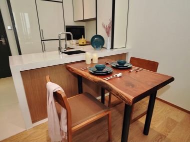 Beatniq High rise condominium Super Luxury Class - (Full furnised) with double balcony
