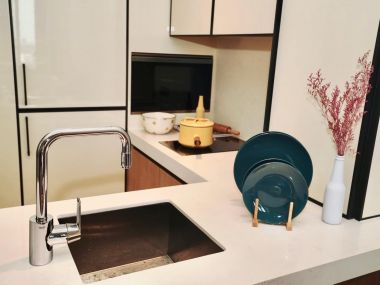 Beatniq High rise condominium Super Luxury Class - (Full furnised) with double balcony
