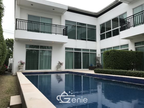 Pool villa 4bed 5bath in Ramkhamhaeng 10 mins from Thonglor-Ekkamai For Sale