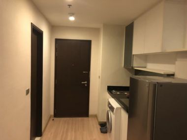 For rent at Sky Walk 1 Bedroom 1 Bathroom 33,000THB/month Fully furnished (can negotiate)