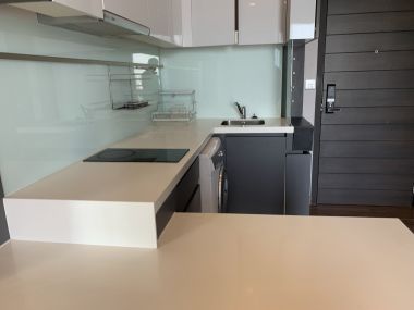 For rent at Ivy Ampio 1 Bedroom 1 Bathroom 22,000THB/month Fully furnished