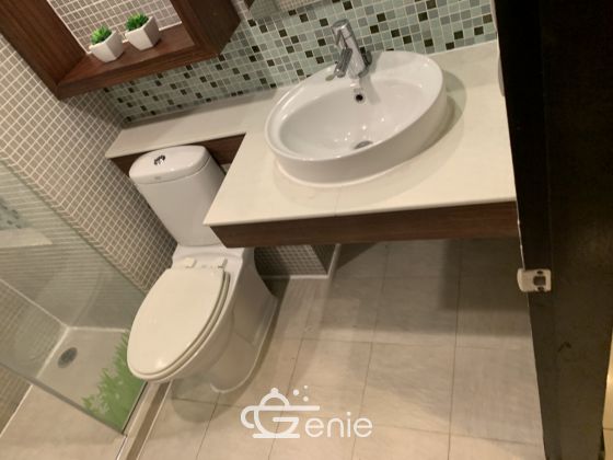 Apartment for rent at at Avenue 61 1 Bedroom 1 Bathroom 8th Floor 45,000THB/month Fully furnished