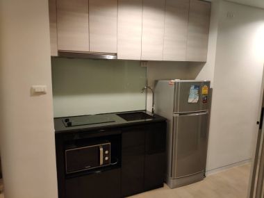 ขายคอนโดไซมิส ราชครู 1 ห้องนอน ขนาด 32 ตรม. Fully furnished