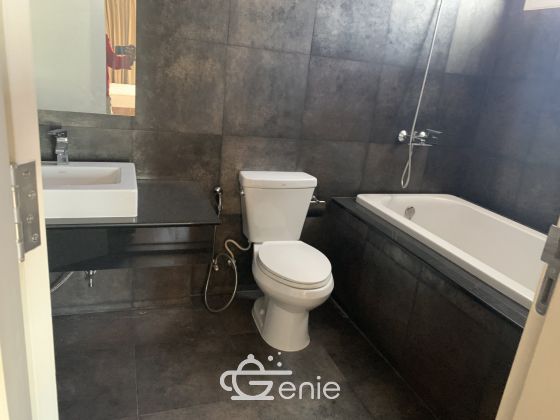 ปล่อยเช่า! Voque Sukhumvit 16 ในราคาเพียง 30,000 บาท/เดือน 2 ห้องนอน 2 ห้องน้ำ 70 ตรม. เฟอร์นิเจอร์ครบพร้อมเข้าอยู่ (ต่อรองราคาได้)
