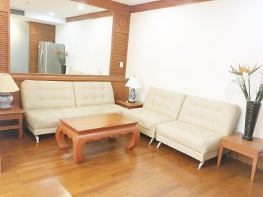 For rent at Grand Langsuan 2 Bedroom 2 Bathroom 50,000/month Fully furnished